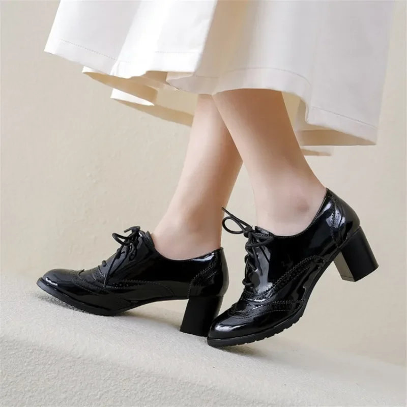 Sepatu pantofel wanita gaya In - Patent Leather Oxford ulasan dan harga