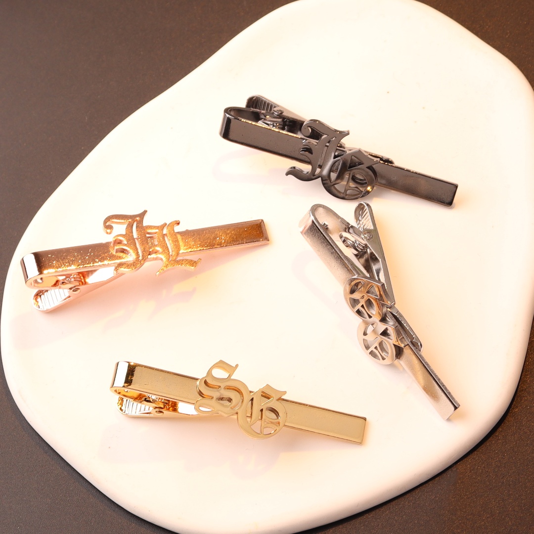 Klip dasi inisial nama kustom  - Tie Bar Clip ulasan dan harga