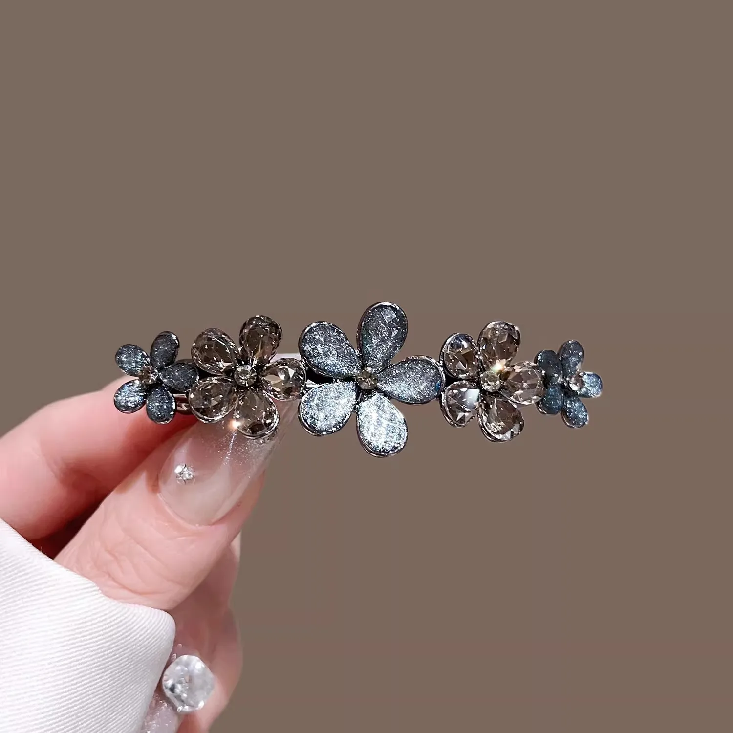 Jepit Rambut Bunga Kristal Ele - Tie Bar Clip ulasan dan harga